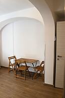 Il vicoletto sul mare