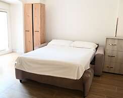 Il vicoletto sul mare