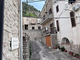 Le Camere dell Emiro