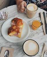 Art House Palermo BBQ jacuzzi  Breakfast