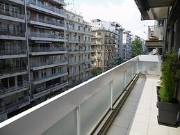 Luxury in the City Heart, 95 Tsimiski st in the Centre of Thessaloniki