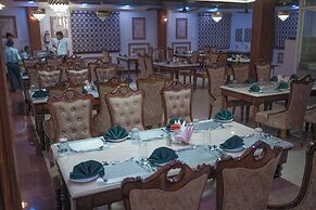 Raj Vilas Hotel & Resort Maharajganj
