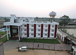 Raj Vilas Hotel & Resort Maharajganj