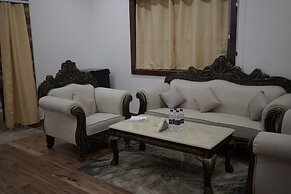 Raj Vilas Hotel & Resort Maharajganj