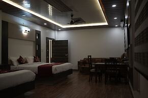 Raj Vilas Hotel & Resort Maharajganj