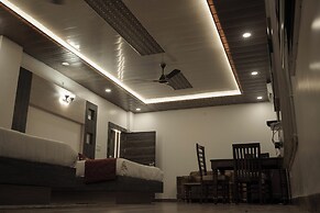 Raj Vilas Hotel & Resort Maharajganj