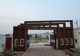 Raj Vilas Hotel & Resort Maharajganj