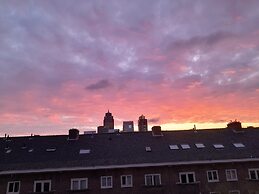 Top Floor 1-bed Apartment in Amsterdam