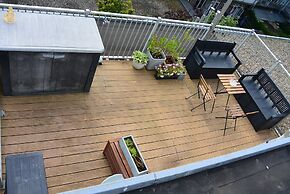 Top Floor 1-bed Apartment in Amsterdam