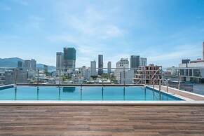 Rose Sea Hotel & Apartment