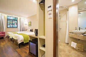 Soho Garden Villa Hotel - Shanghai Jiaotong University Metro Station F