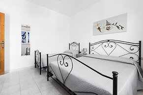 3789 Villetta Stella Castiglione by Barbarhouse