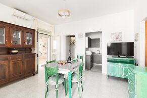 3789 Villetta Stella Castiglione by Barbarhouse