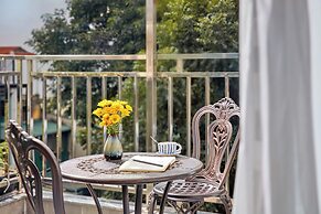 Eliana Premio Hanoi Hotel