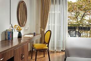 Eliana Premio Hanoi Hotel
