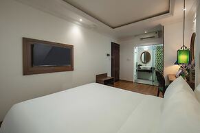 Eliana Premio Hanoi Hotel