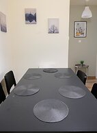 Stella s Minimal Lodge