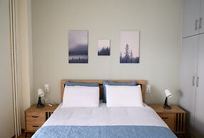 Stella s Minimal Lodge