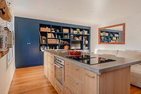 Paris Trocadero Elegant Residence