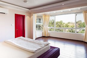 Red Door Villa by Shiloh Stays Igatpuri