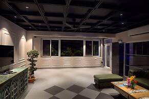 Red Door Villa by Shiloh Stays Igatpuri