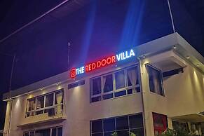 Red Door Villa by Shiloh Stays Igatpuri