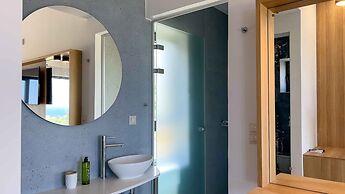 Star Luxury Villa I Gym and Playground