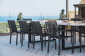 Star Luxury Villa I Gym and Playground