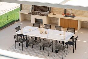 Star Luxury Villa I Gym and Playground