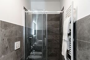 Friends & Family Retreat