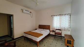 Hampi Delmont Resort