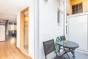 Neva's Apartment's in Center Chania 1 & 2