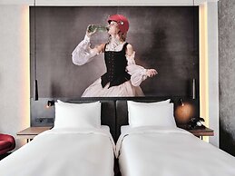 Radisson RED Hotel & Radisson RED Apartments, Kraków