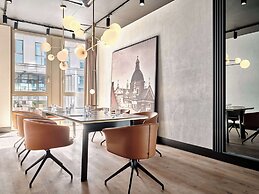 Radisson RED Hotel & Radisson RED Apartments, Kraków