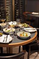 Radisson RED Hotel & Radisson RED Apartments, Kraków