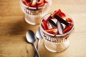 Radisson RED Hotel & Radisson RED Apartments, Kraków