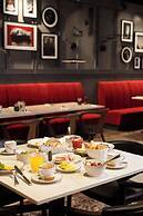 Radisson RED Hotel & Radisson RED Apartments, Kraków