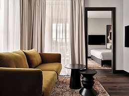 Radisson RED Hotel & Radisson RED Apartments, Kraków