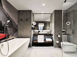 Radisson RED Hotel & Radisson RED Apartments, Kraków