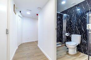 AYZ Princesa - Auto check-in property