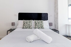 AYZ Princesa - Auto check-in property