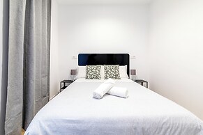 AYZ Princesa - Auto check-in property