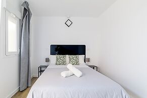 AYZ Princesa - Auto check-in property