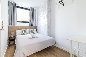AYZ Princesa - Auto check-in property
