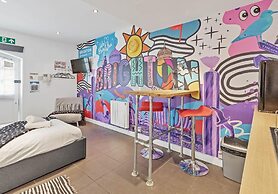 Artist Studio - Super Central Brighton - Sleeps 2 3 Guests - Free Wifi