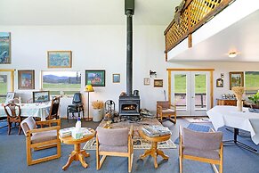 Hideaway Cabin in Oroville