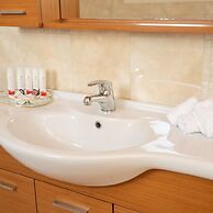 Luxury Villa Irene Metaxata