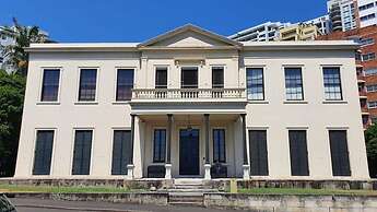 Elizabeth Bay Home With a View Rooftop Pool