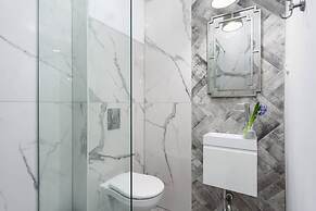 Chlebnicka Nude in Gda sk