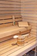 Lakefront Suite 148 by we rent